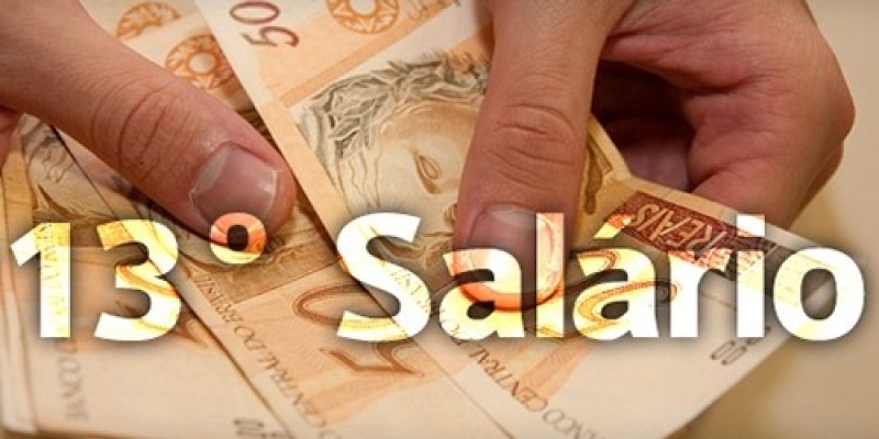 Remuneração extra é garantida a trabalhadores com carteira assinada