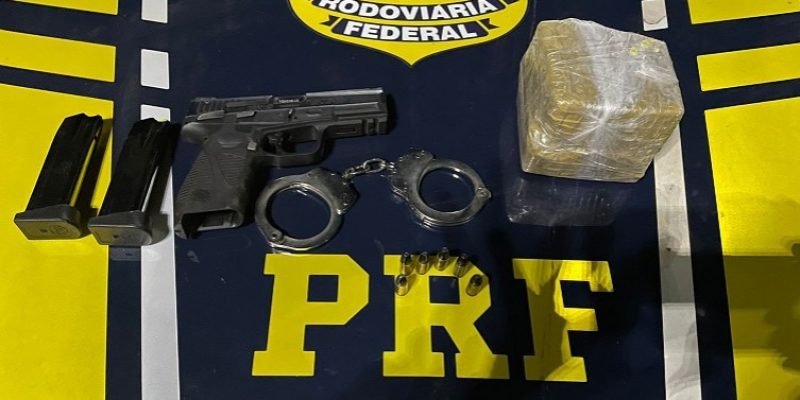 Pistola, munições e droga apreendidas pela PRF - Imagem -Diario Corumbaense