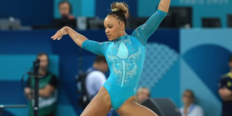 Rebeca Andrade na final do solo em Paris 2024 — Foto: Ricardo Bufolin/CBG