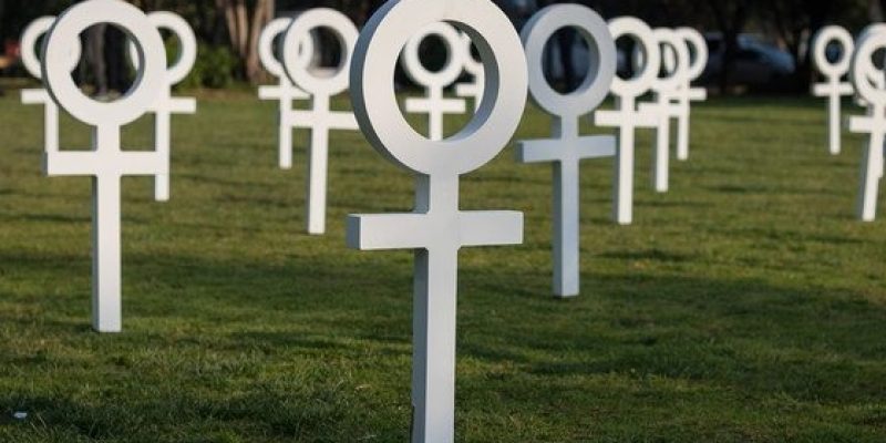 Apesar dos esforços feitos por diversos países para prevenir os feminicídios, eles continuam a registar níveis alarmantemente