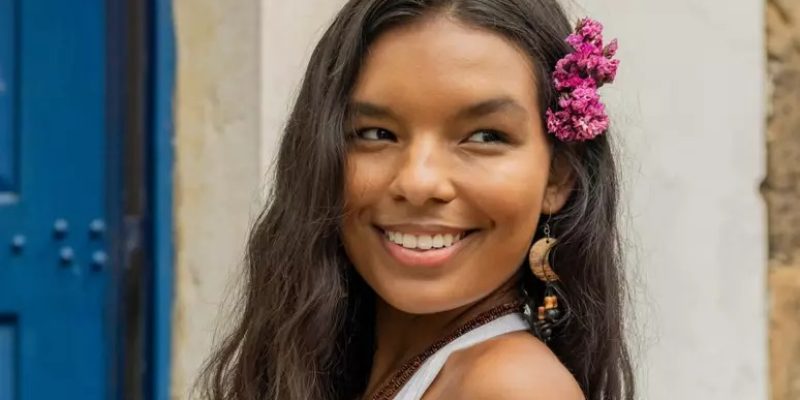 Ritinha de 'Renascer', Mell Muzzillo engata novo affair com ator da novela das nove
