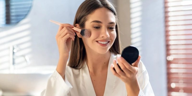 Novas tendências de beleza valorizam o aspecto natural em skincare, makes e hairstyles
Foto: Imagem: Prostock