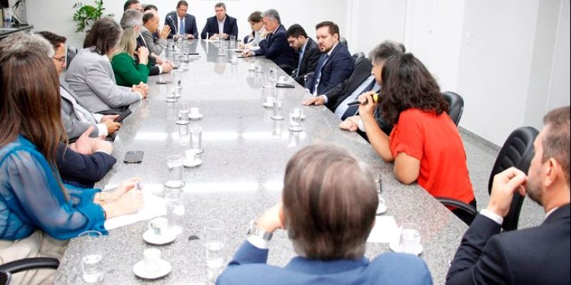 Deputados receberam o governador Eduardo Riedel, que relatou sobre o MS Day, realizado em Nova Iorque - Foto: Wagner Guimarães