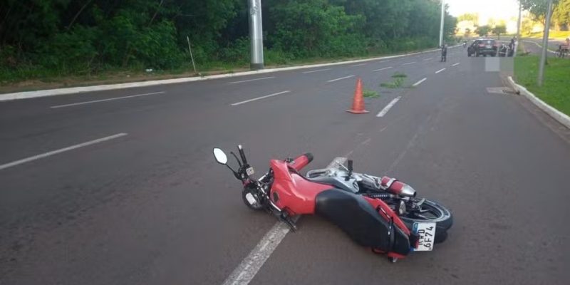 Motociclista de 19 anos morreu na avenida Lúdio Martins Coelho. — Foto: Redes sociais