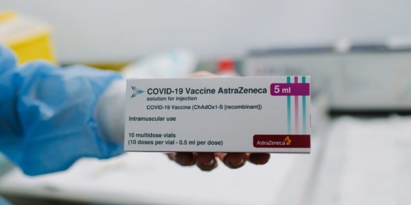 vacina-astrazeneca-oxford-868x644