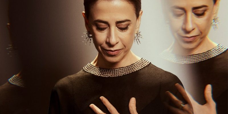 Foto da atriz viraliza entre fãs.