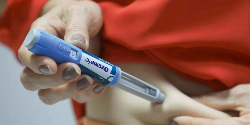 As falsificações já vinham sendo denunciadas, mas ganharam repercussão após uma mulher ser hospitalizada ao fazer uso do produto enganoso